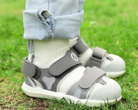 宝宝学步鞋：让孩子走得更稳健插图